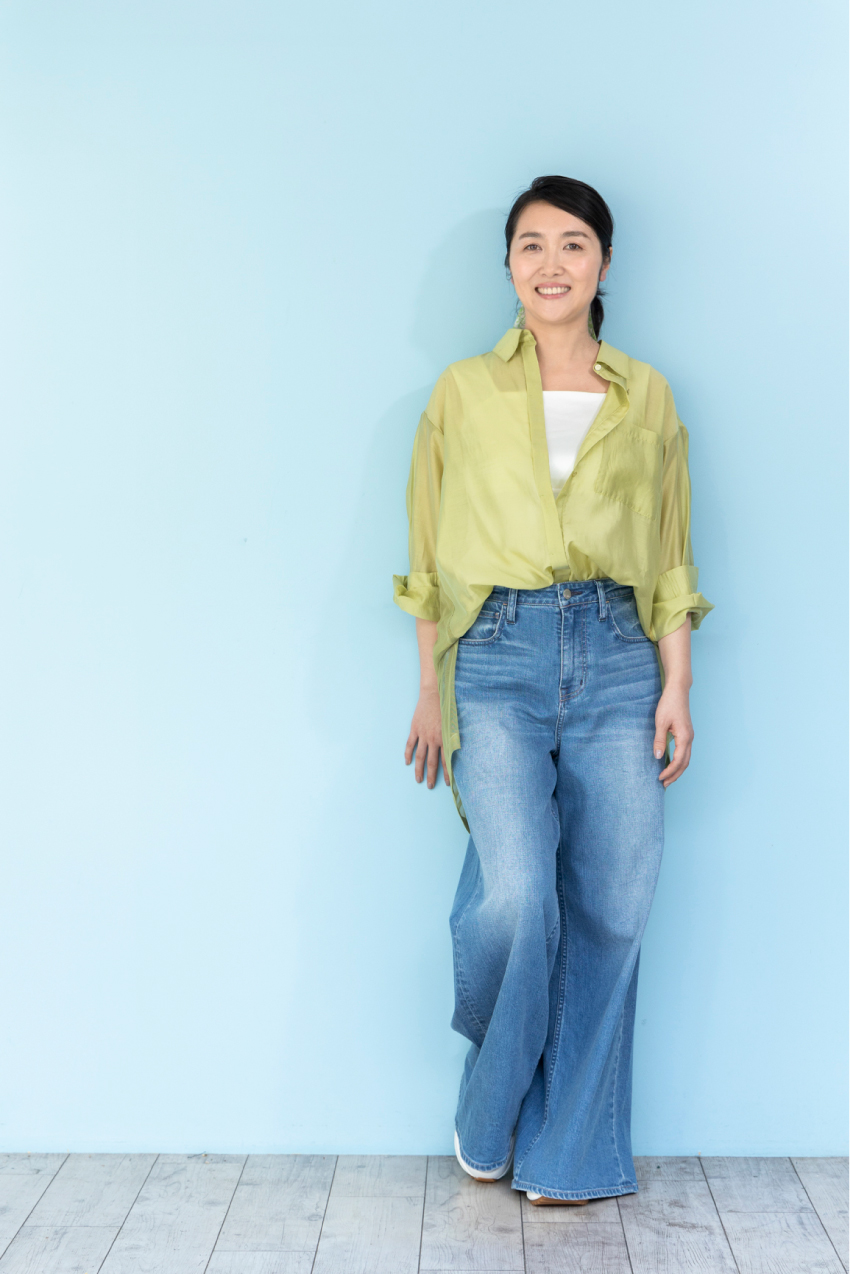 第46回 シアーシャツを上品に/スタイリスト・石田純子さんの【明日、何着る?】