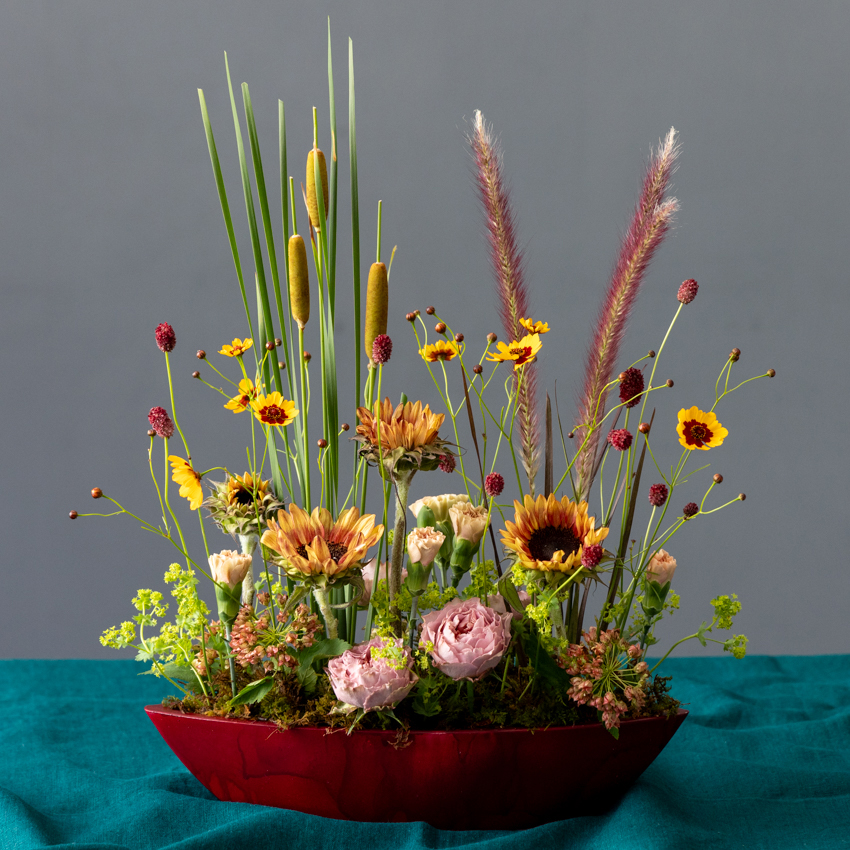 第59回 アンティークカラーのパラレルアレンジ/北欧フラワーデザイン協会・ヘンティネン・クミさんの【フィンランド花通信】