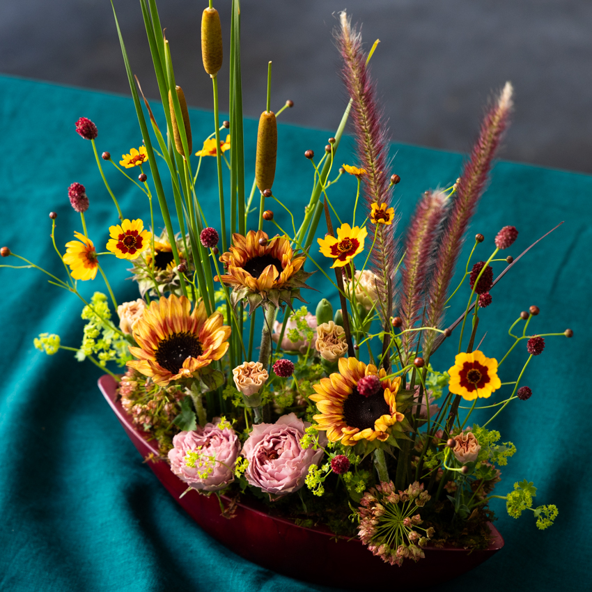 第59回 アンティークカラーのパラレルアレンジ/北欧フラワーデザイン協会・ヘンティネン・クミさんの【フィンランド花通信】