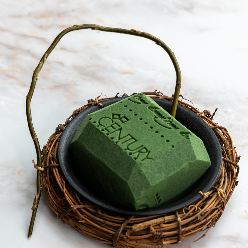 第64回 母の日のハートアレンジメント/北欧フラワーデザイン協会・ヘンティネン・クミさんの【フィンランド花通信】