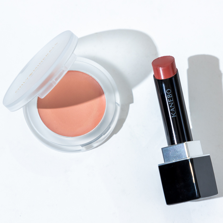 第37回　あごのたるみすっきりマッサージ＋着物メイク／メイクアップアーティスト レイナさんの【人生が変わるメイク】