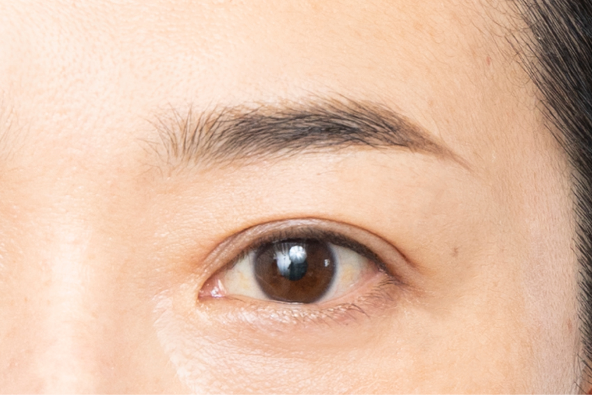 第42回 【2026年】トレンドは毛並みを生かしたふんわり眉/メイクアップアーティスト レイナさんの【人生が変わるメイク】