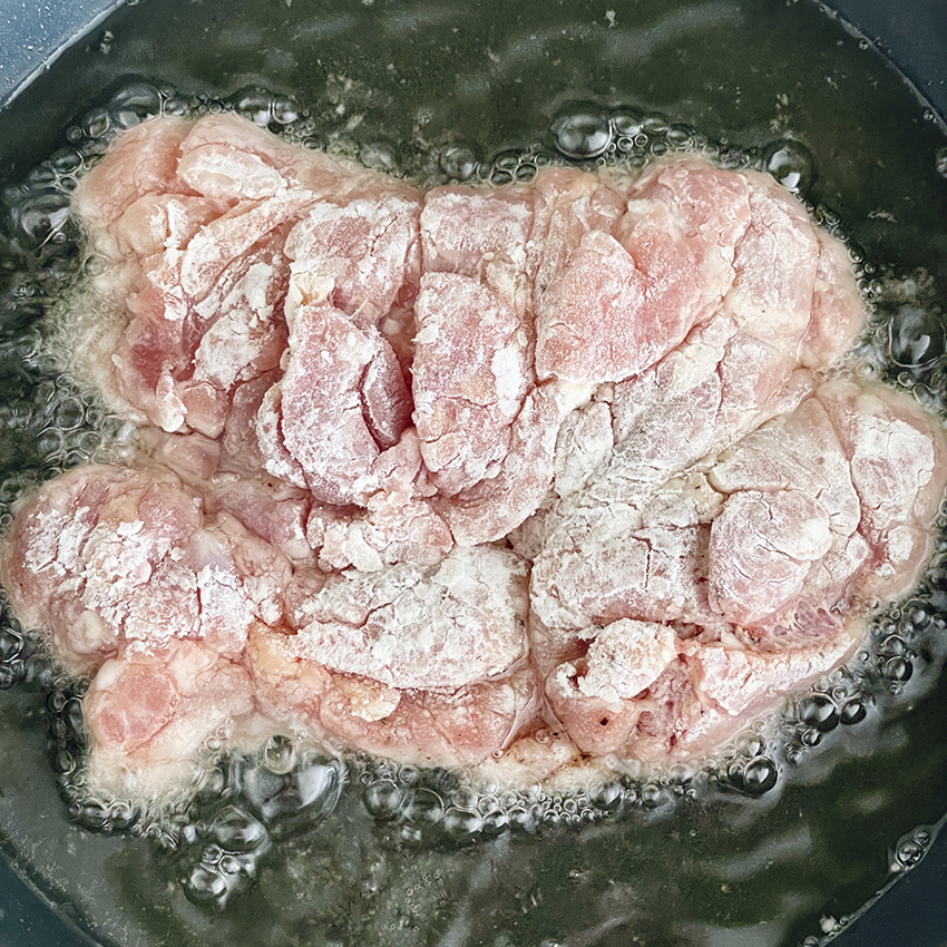 第62回　オリーブだれのイタリアン油淋鶏／菓子研究家・福田里香さん の【台所はいつもセレンディピティ】