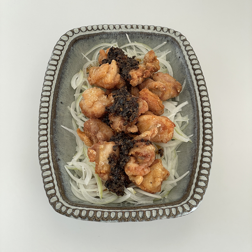 第62回　オリーブだれのイタリアン油淋鶏／菓子研究家・福田里香さん の【台所はいつもセレンディピティ】