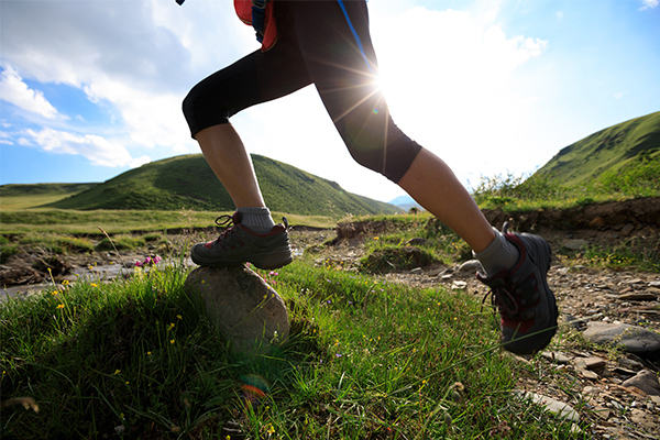 低酸素トレーニングを行う男性